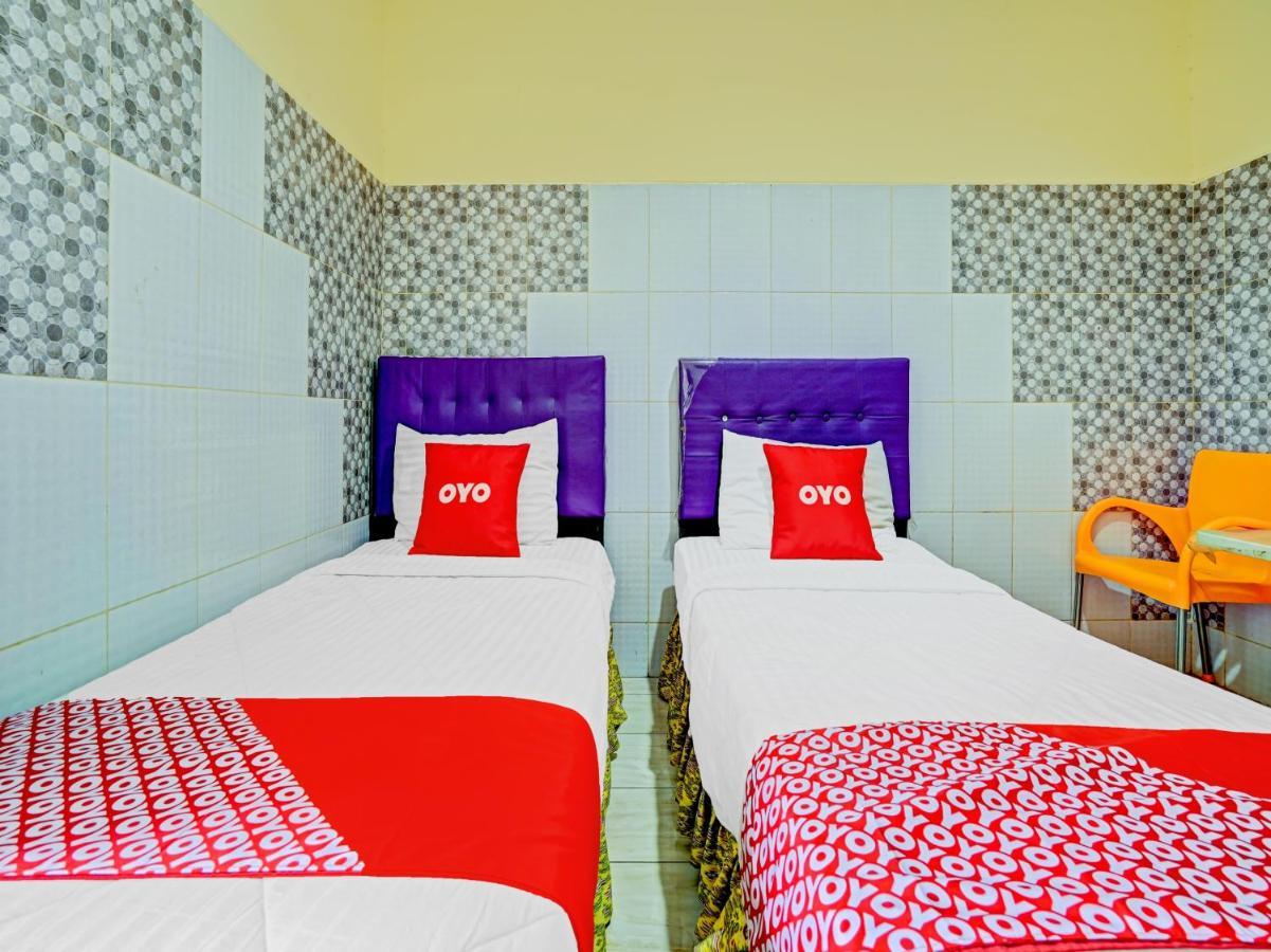 Oyo 90238 Hotel Nusantara Cirebon Eksteriør billede