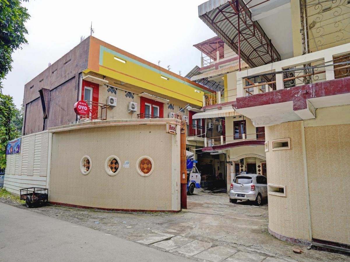 Oyo 90238 Hotel Nusantara Cirebon Eksteriør billede