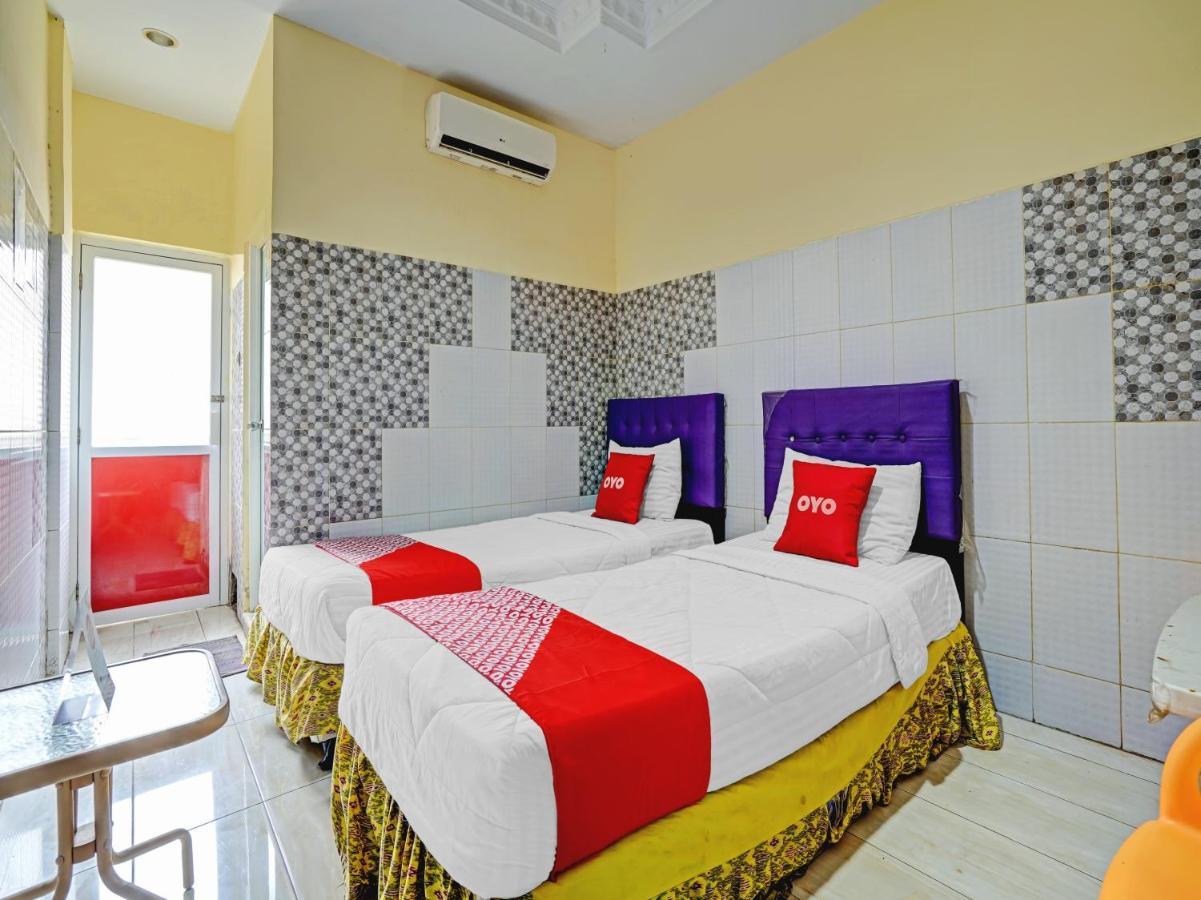 Oyo 90238 Hotel Nusantara Cirebon Eksteriør billede