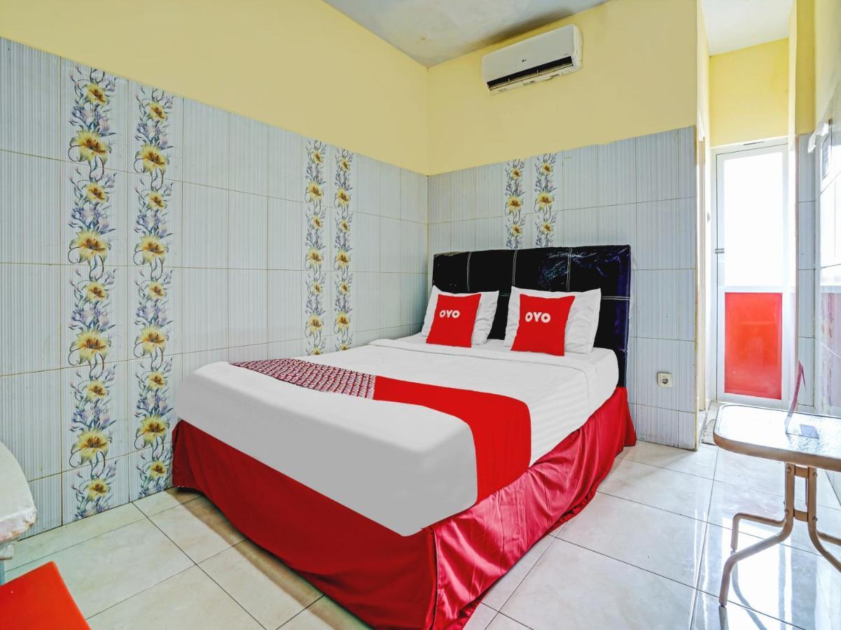 Oyo 90238 Hotel Nusantara Cirebon Eksteriør billede