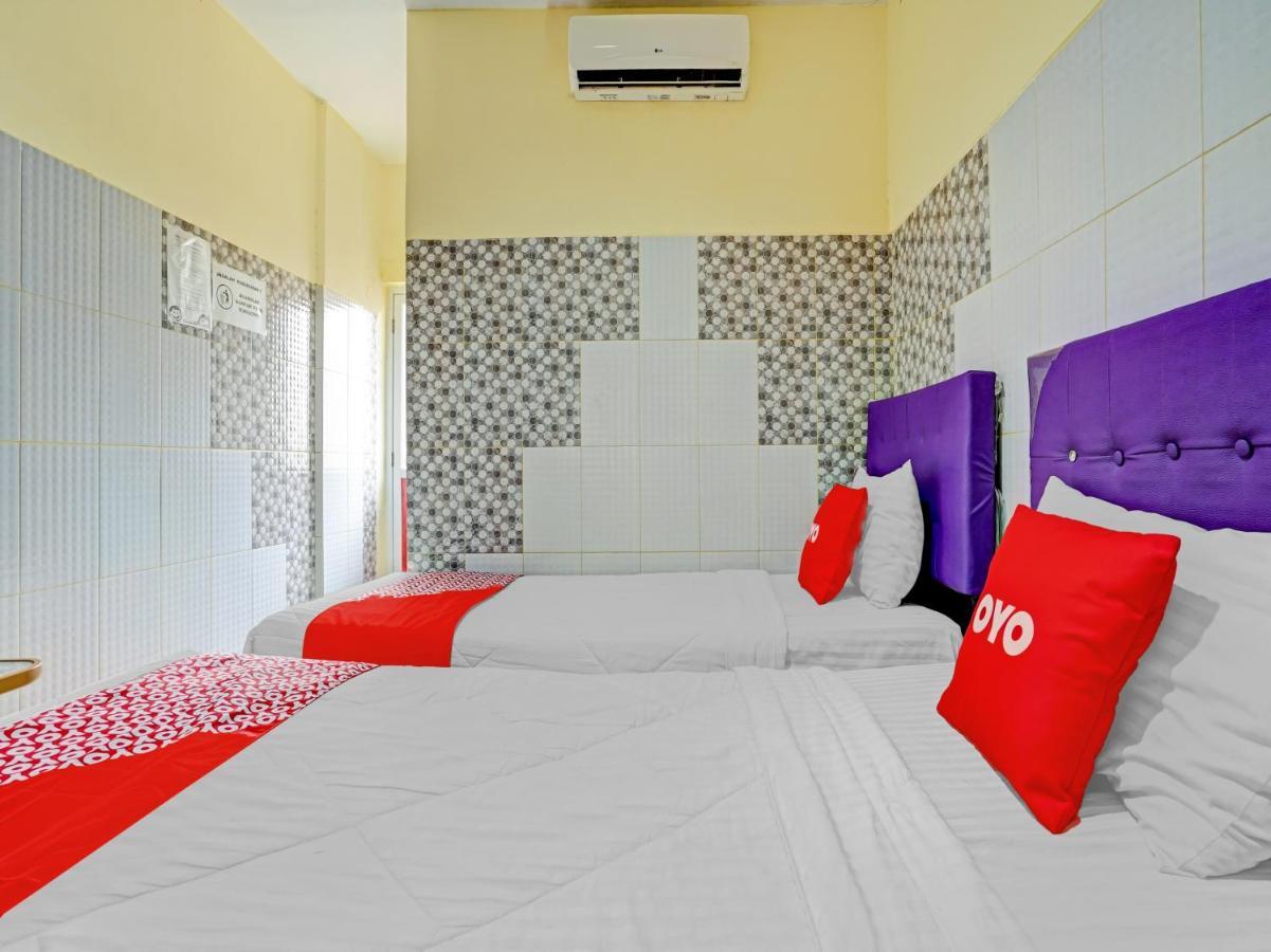 Oyo 90238 Hotel Nusantara Cirebon Eksteriør billede